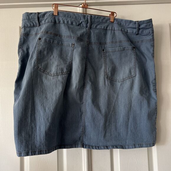 Avenue  Womens Denim Skirt Plus Size 26 Stretch Pockets Blue Casual Beach Travel - Picture 7 of 14